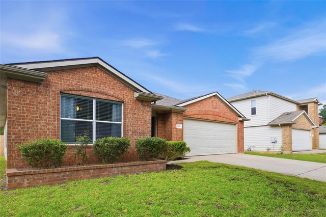 664 Hometown PKWY, Kyle, TX 78640