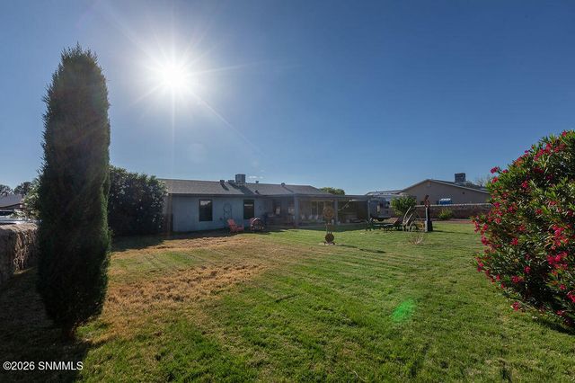 5612 Century Lane, Las Cruces, NM 88012