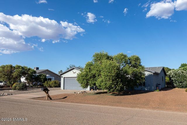 5612 Century Lane, Las Cruces, NM 88012