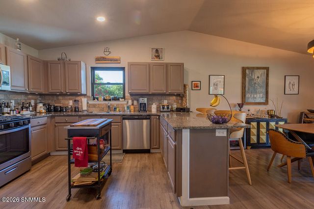 5612 Century Lane, Las Cruces, NM 88012