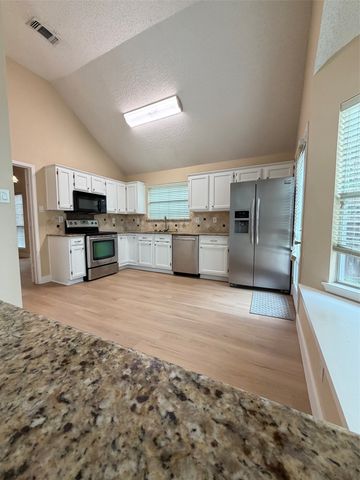 1916 Centenary Drive, Flower Mound, TX 75028