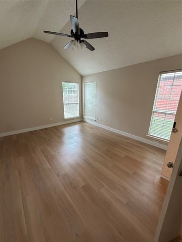1916 Centenary Drive, Flower Mound, TX 75028