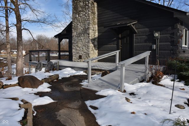 6271 E Spring Lake Road, Mooresville, IN 46158