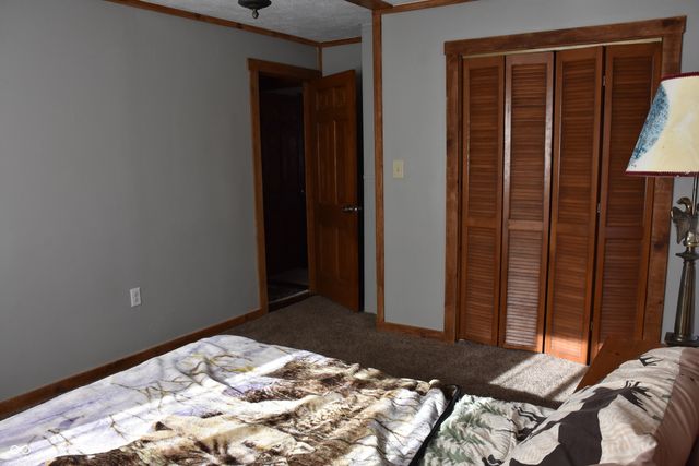 6271 E Spring Lake Road, Mooresville, IN 46158