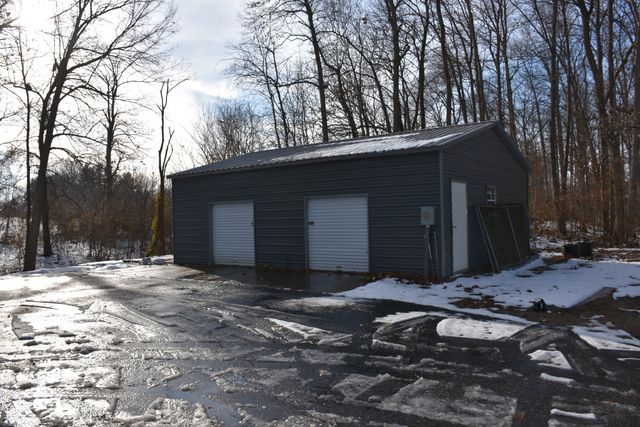 6271 E Spring Lake Road, Mooresville, IN 46158