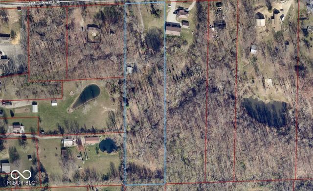 6271 E Spring Lake Road, Mooresville, IN 46158