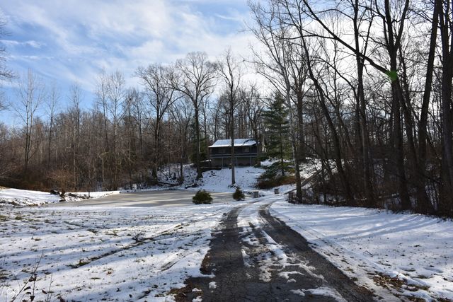 6271 E Spring Lake Road, Mooresville, IN 46158