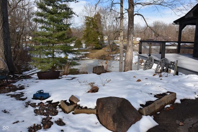 6271 E Spring Lake Road, Mooresville, IN 46158