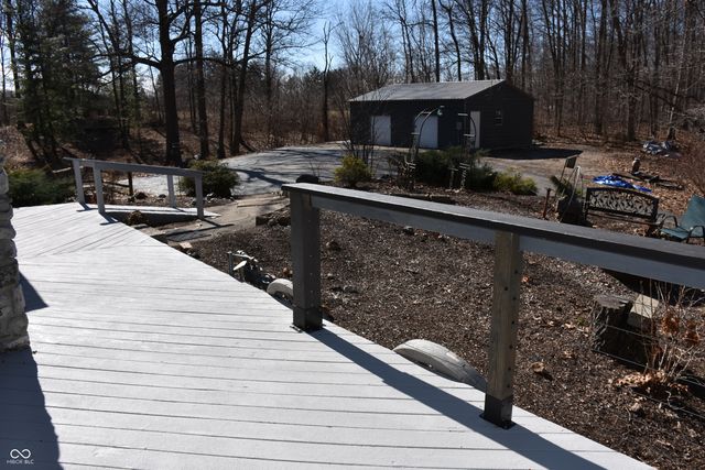 6271 E Spring Lake Road, Mooresville, IN 46158