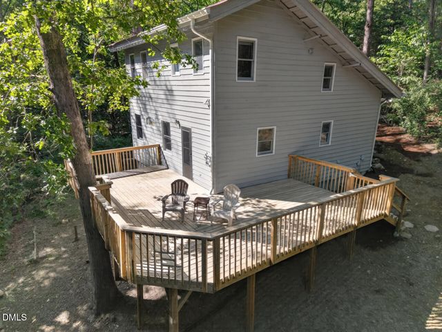 917 Roads End, Pittsboro, NC 27312