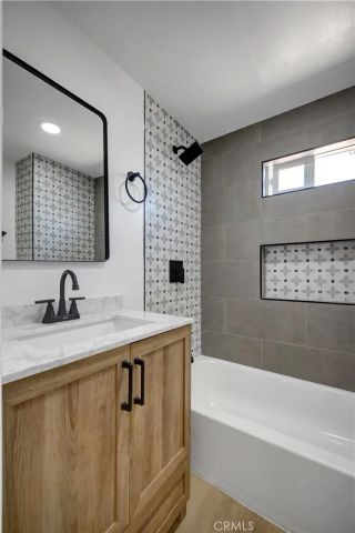 3515 S Norton Avenue, Los Angeles, CA 90018