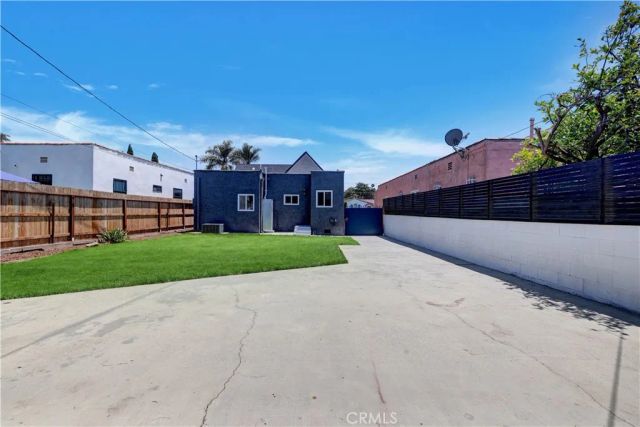3515 S Norton Avenue, Los Angeles, CA 90018