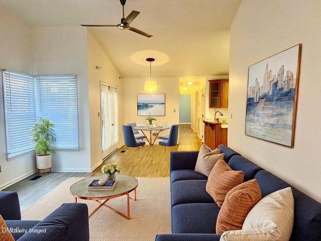 102 Shotts Court, Cary, NC 27511
