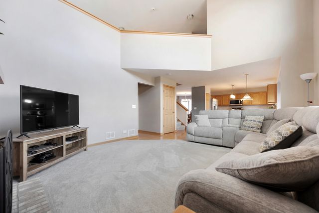 10558 Yellowstone Drive, Huntley, IL 60142