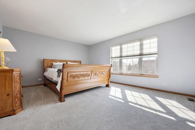 10558 Yellowstone Drive, Huntley, IL 60142