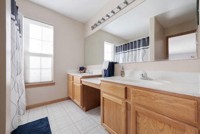 10558 Yellowstone Drive, Huntley, IL 60142