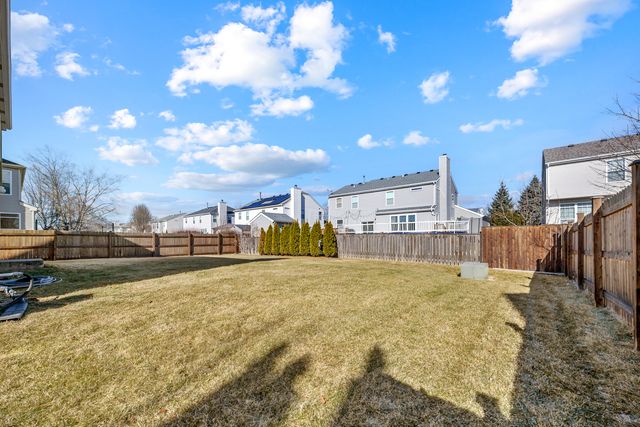 10558 Yellowstone Drive, Huntley, IL 60142