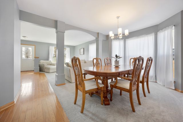 10558 Yellowstone Drive, Huntley, IL 60142