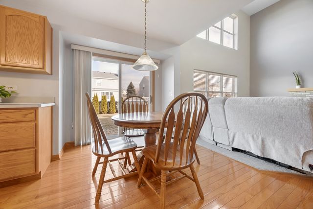 10558 Yellowstone Drive, Huntley, IL 60142