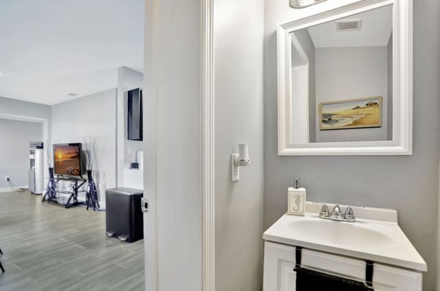 3440 NW 8th Court, Fort Lauderdale, FL 33311