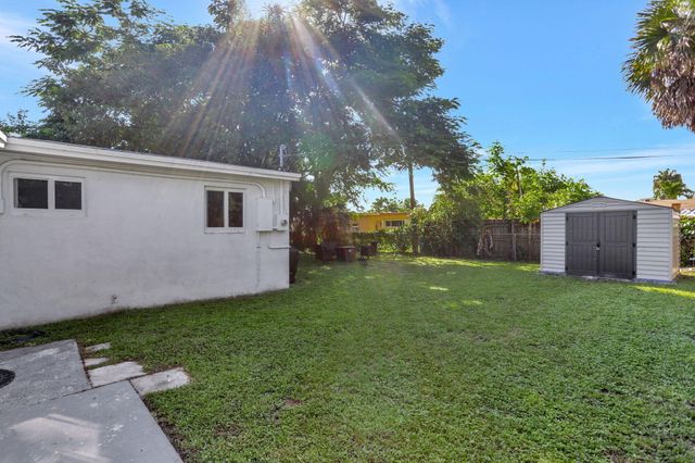3440 NW 8th Court, Fort Lauderdale, FL 33311