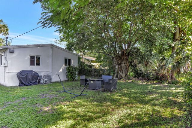3440 NW 8th Court, Fort Lauderdale, FL 33311