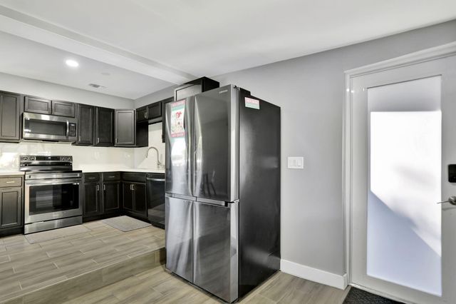 3440 NW 8th Court, Fort Lauderdale, FL 33311