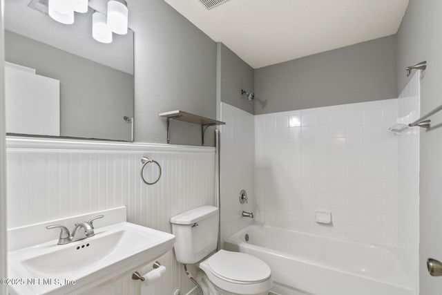 7701 TIMBERLIN PARK Boulevard, 331, Jacksonville, FL 32256