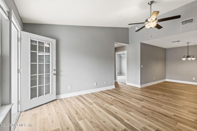 7701 TIMBERLIN PARK Boulevard, 331, Jacksonville, FL 32256