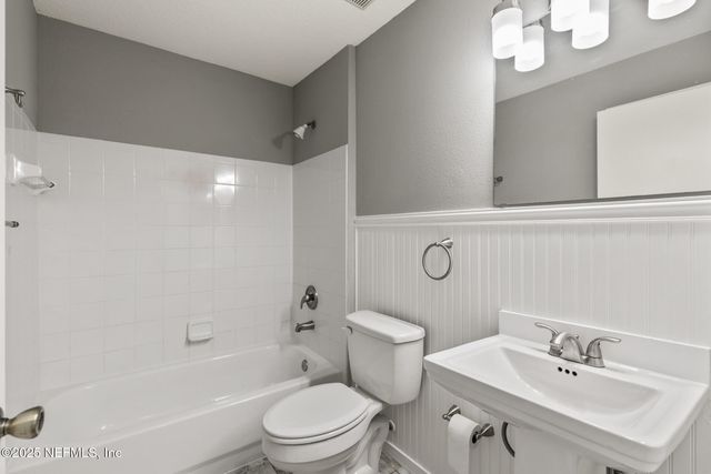 7701 TIMBERLIN PARK Boulevard, 331, Jacksonville, FL 32256