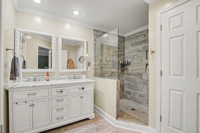 1612 Creekview Drive, Florence, KY 41042