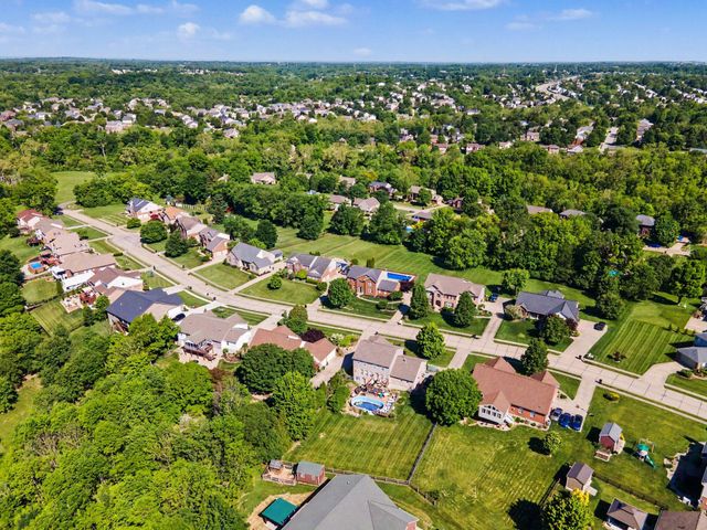 1612 Creekview Drive, Florence, KY 41042