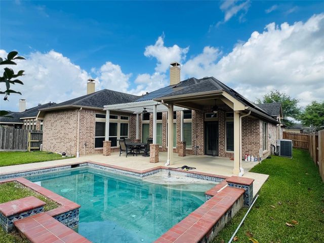 21819 Oleaster Springs Lane, Richmond, TX 77469