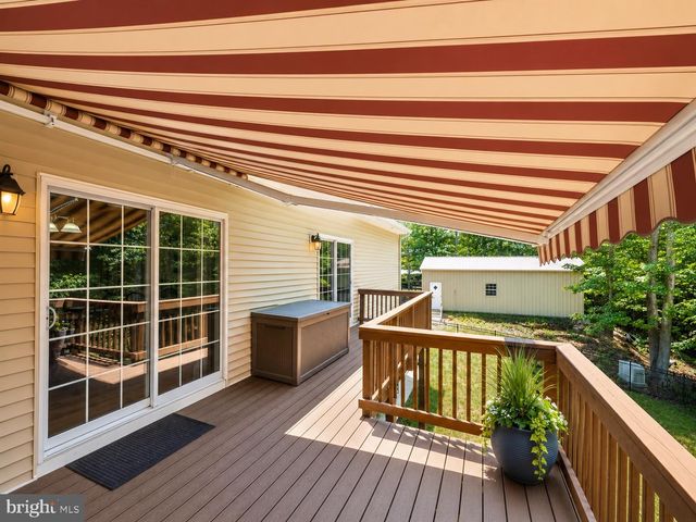 38 JERDONE ISLAND, Bumpass, VA 23024