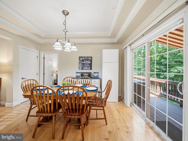 38 JERDONE ISLAND, Bumpass, VA 23024