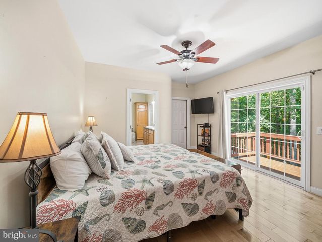 38 JERDONE ISLAND, Bumpass, VA 23024