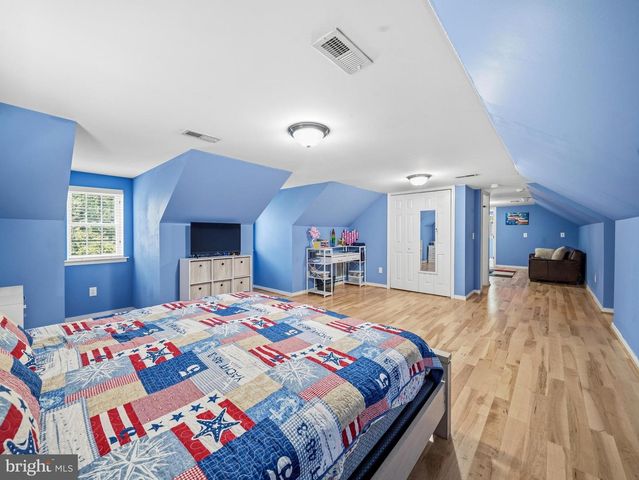 38 JERDONE ISLAND, Bumpass, VA 23024