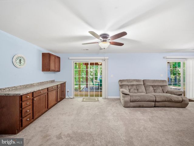 38 JERDONE ISLAND, Bumpass, VA 23024