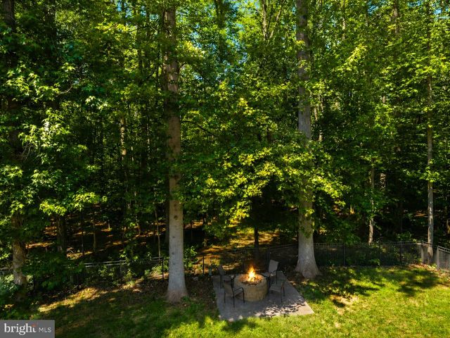 38 JERDONE ISLAND, Bumpass, VA 23024