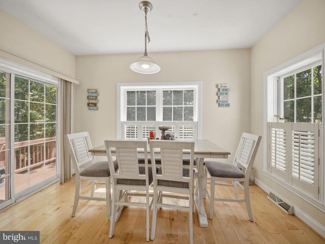 38 JERDONE ISLAND, Bumpass, VA 23024