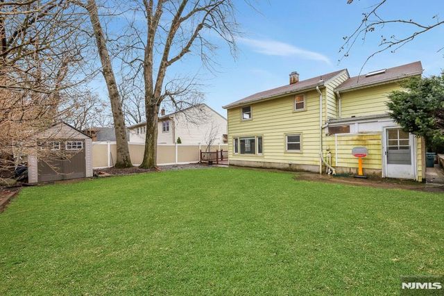 95 Grove Street, Waldwick, NJ 07463