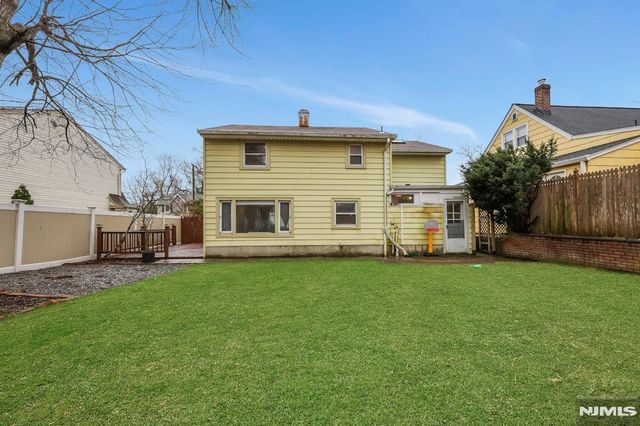 95 Grove Street, Waldwick, NJ 07463