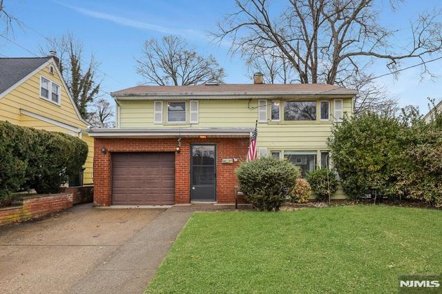 95 Grove Street, Waldwick, NJ 07463