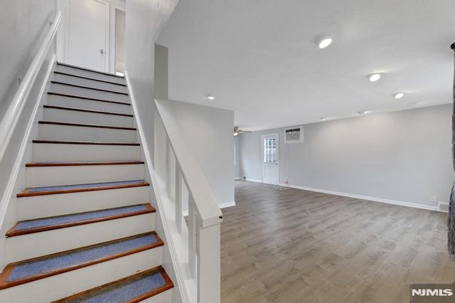 95 Grove Street, Waldwick, NJ 07463