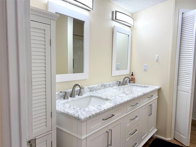 224 S PORT ROYAL LANE, Apollo Beach, FL 33572