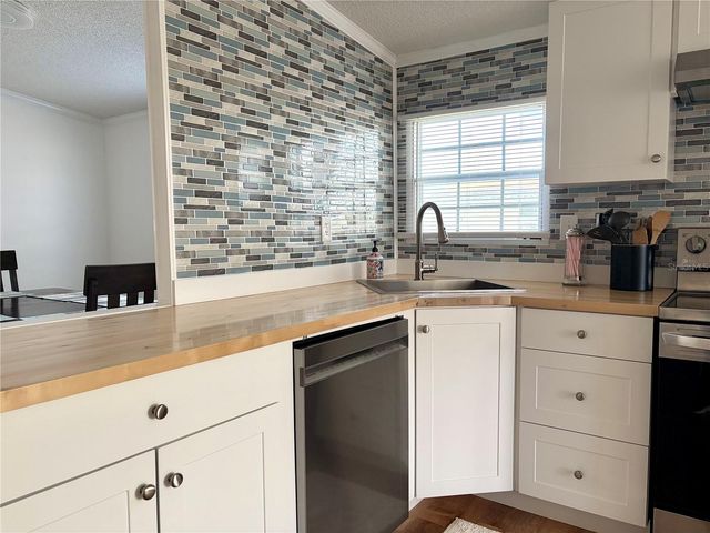 224 S PORT ROYAL LANE, Apollo Beach, FL 33572