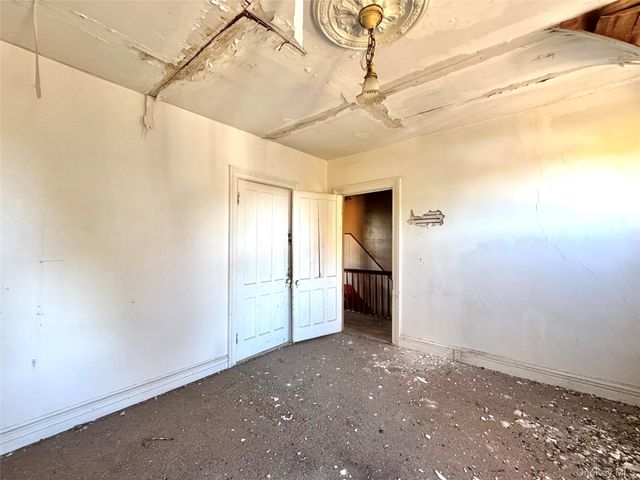 8 Howell Street, Catskill, NY 12414