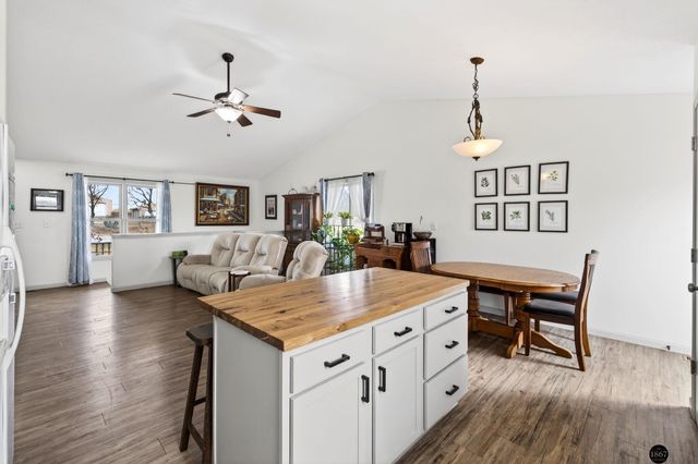 1155 Cottonwood Street, Bennet, NE 68317