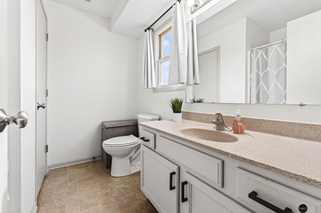 1155 Cottonwood Street, Bennet, NE 68317