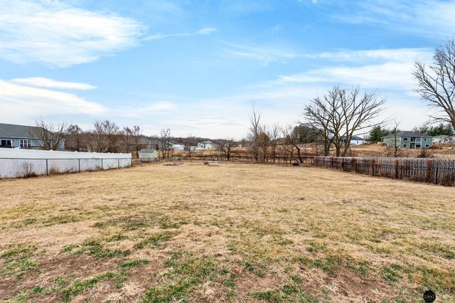 1155 Cottonwood Street, Bennet, NE 68317